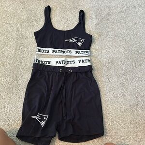 New England patriots sports bra and shorts set